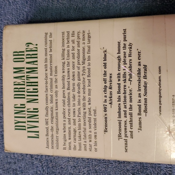 James Bond in Never Dream of Dying - Picture 2 of 4